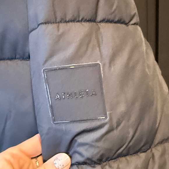 Athleta Black Puffer Jacket with Hood - Picture 4 of 5